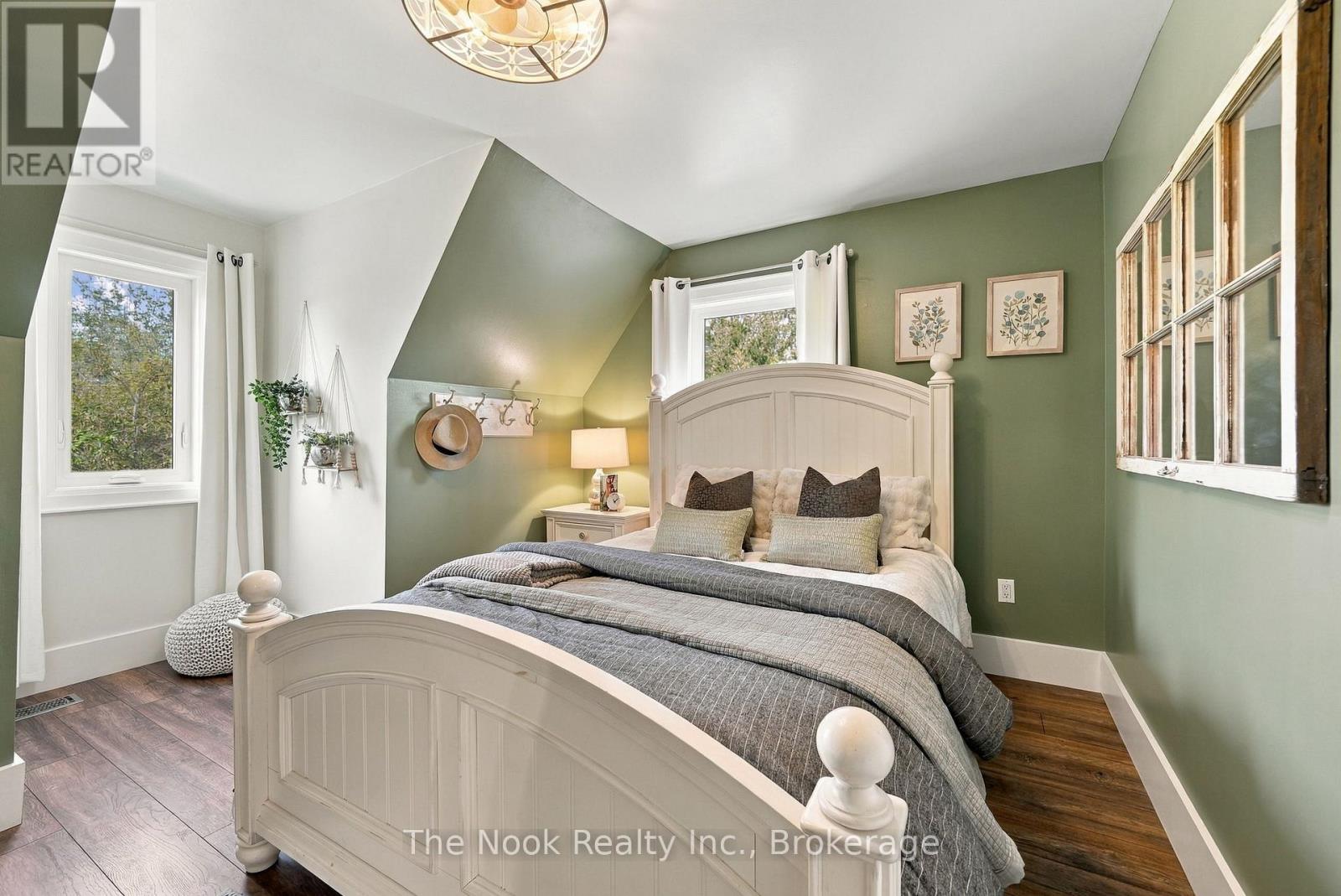 19 MUSTARD STREET - 28