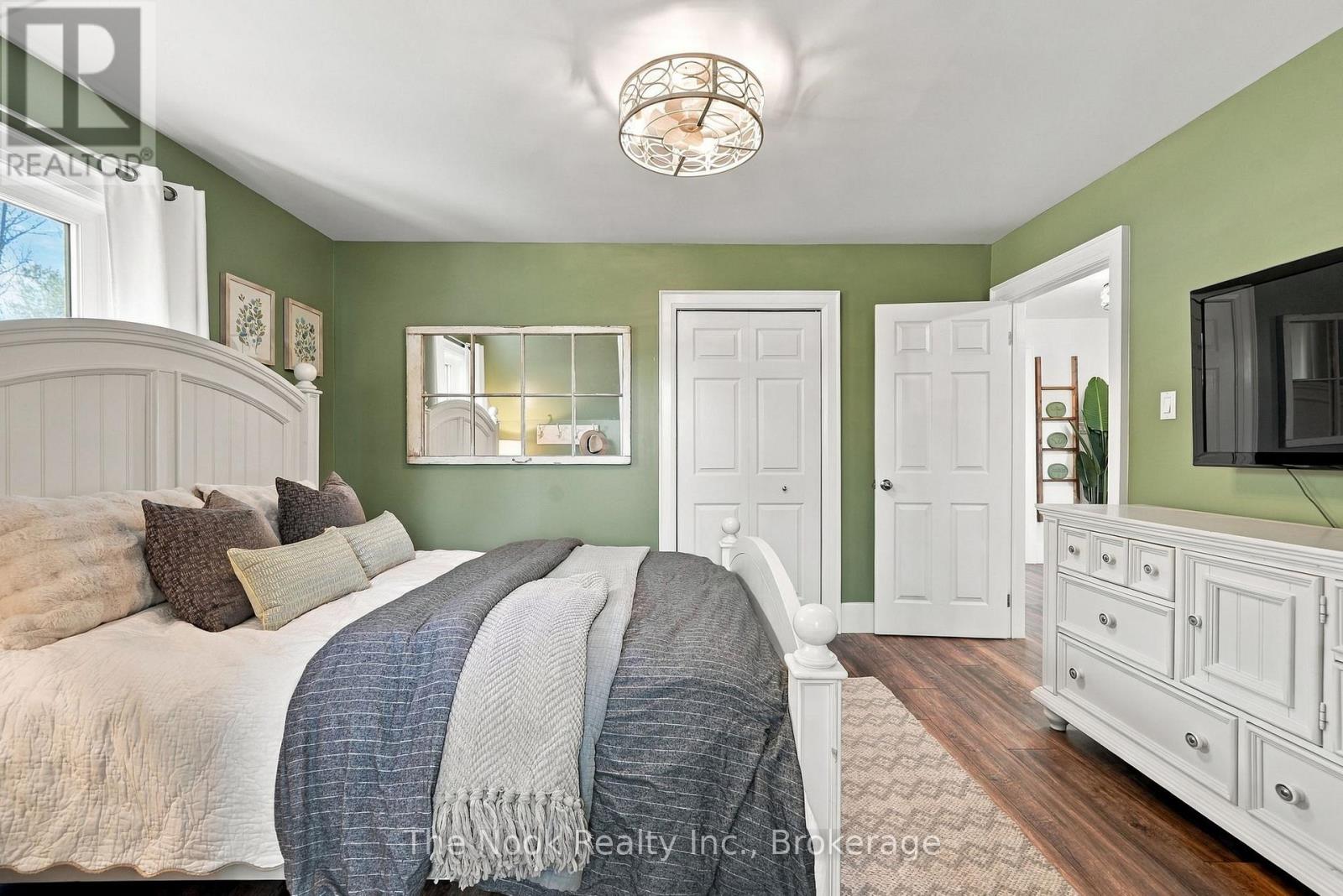 19 MUSTARD STREET - 29