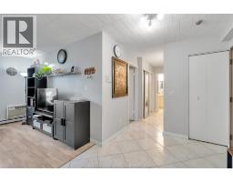 6639 Thornberry, Windsor, ON N8T3A6 Photo 12