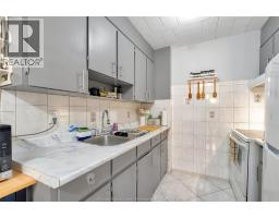 6639 Thornberry, Windsor, ON N8T3A6 Photo 9