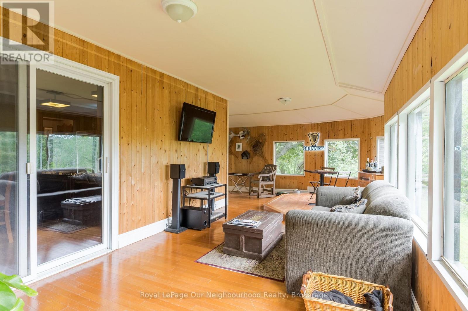 154 COLLIN ROAD - Image 10