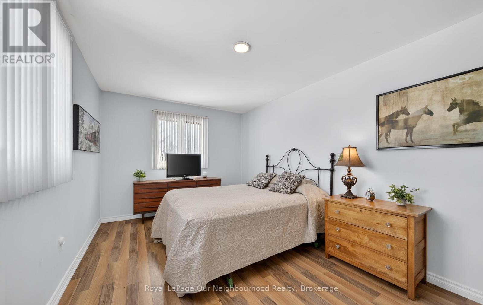 154 COLLIN ROAD - Image 29