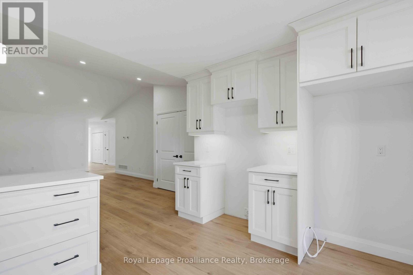 20 CLAYTON JOHN AVENUE - Image 11