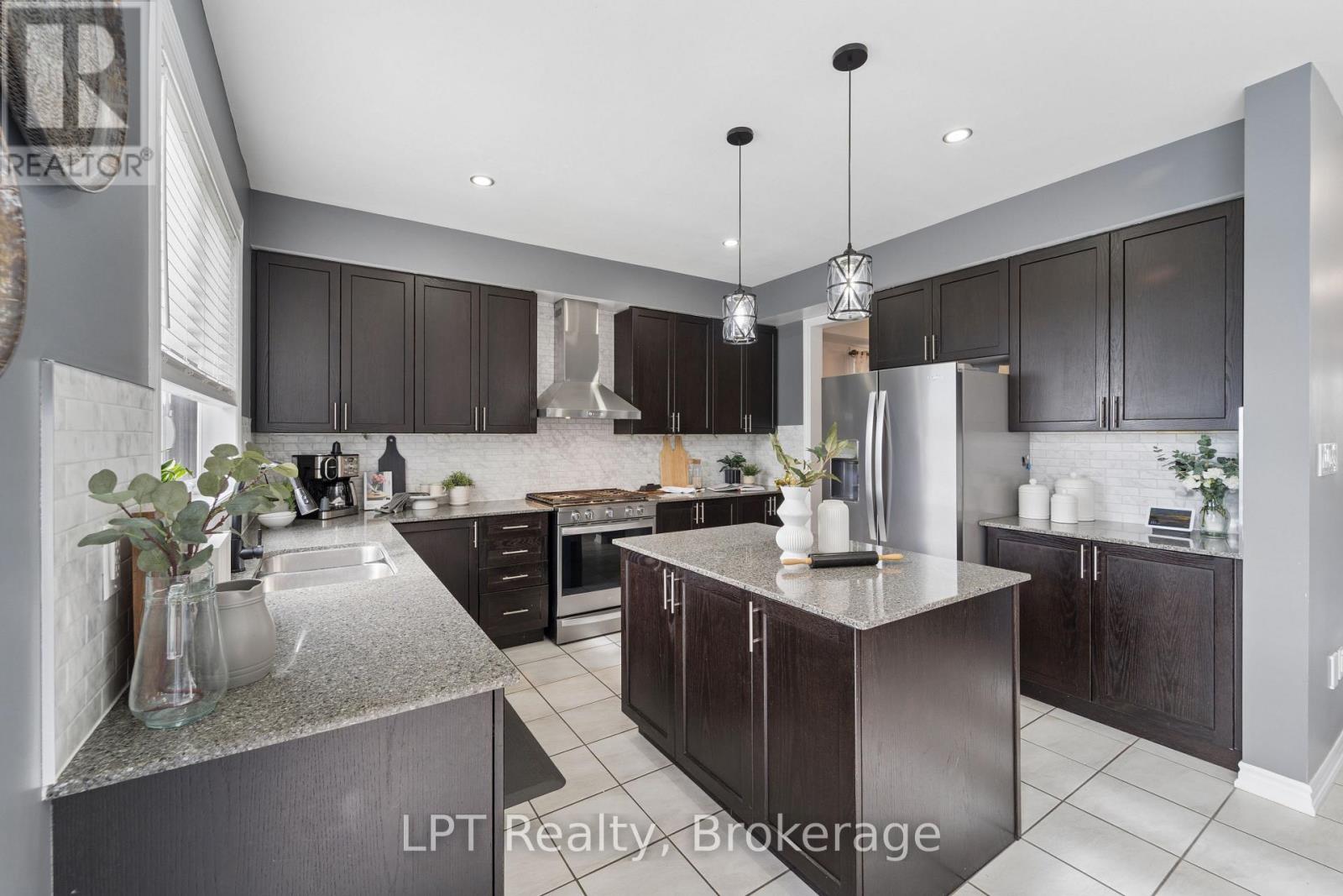 175 HIGHLANDS BOULEVARD - Image 16