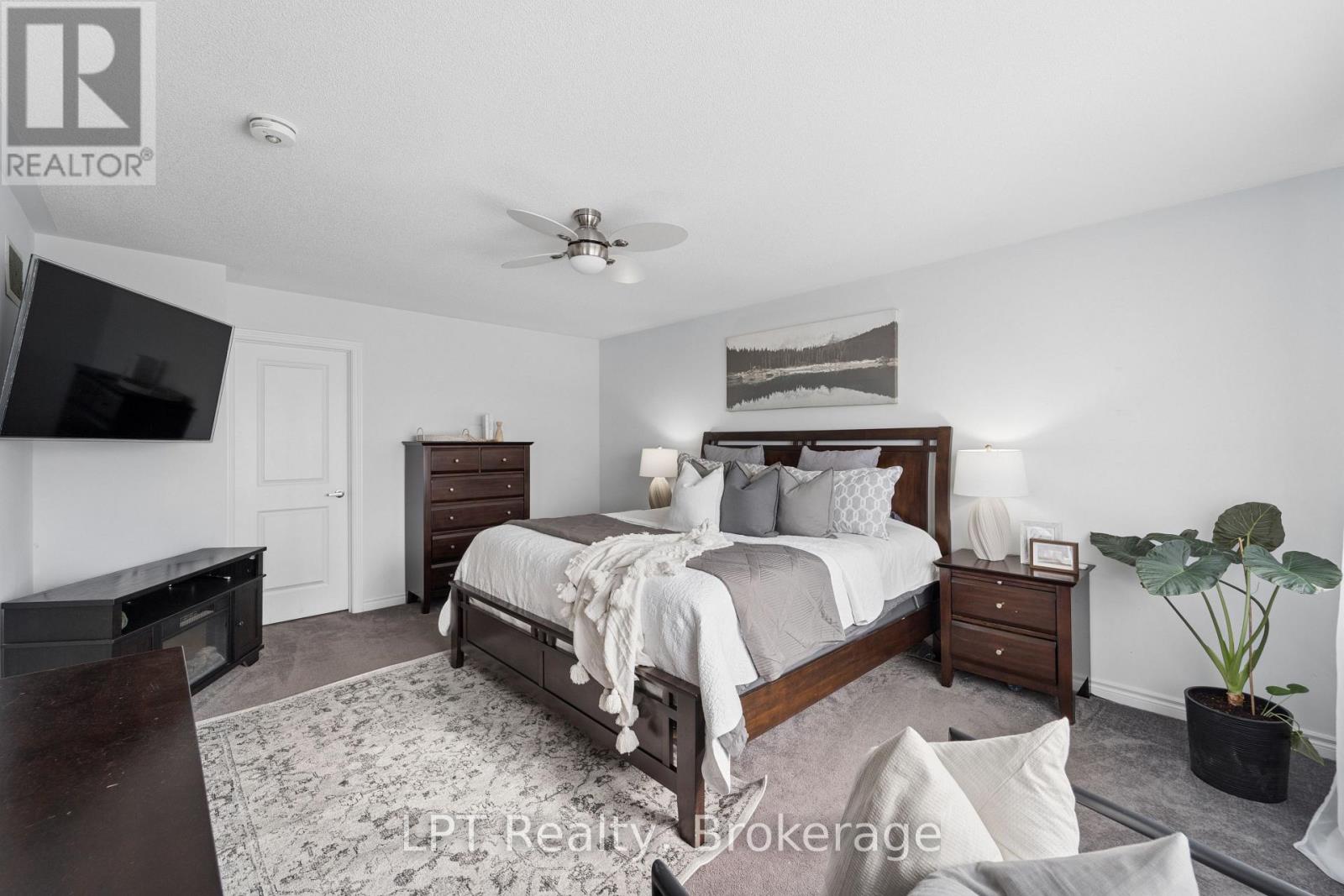 175 HIGHLANDS BOULEVARD - Image 31