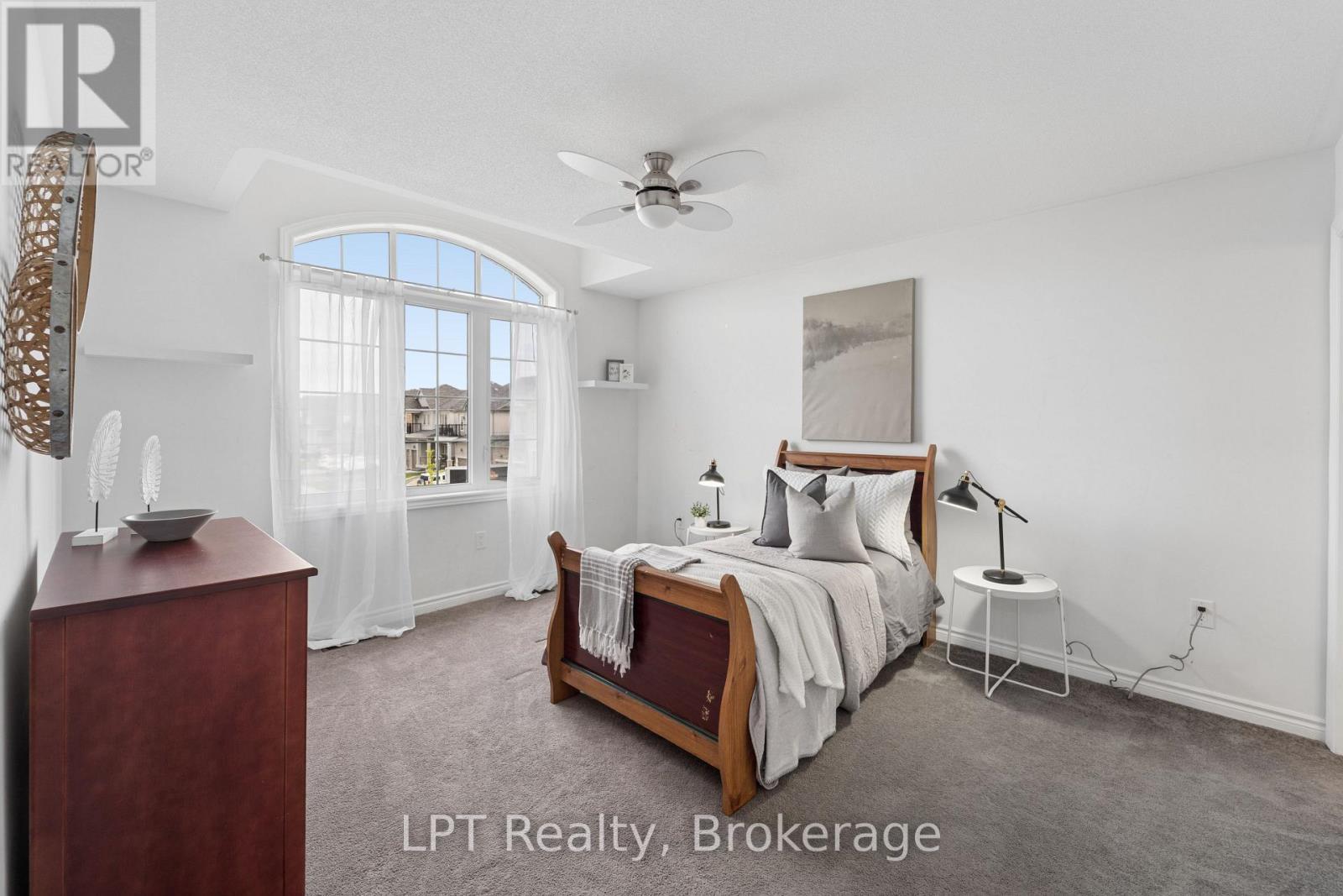 175 HIGHLANDS BOULEVARD - Image 34