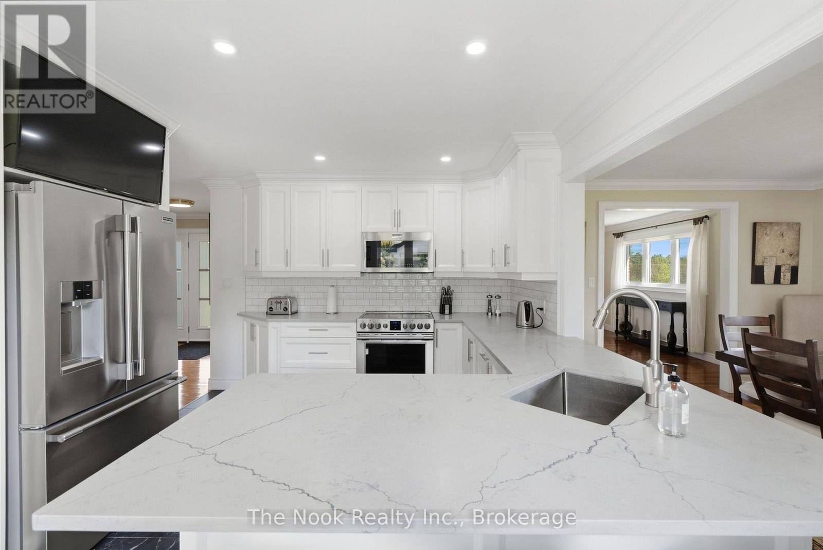 8803 DALE ROAD - Image 12