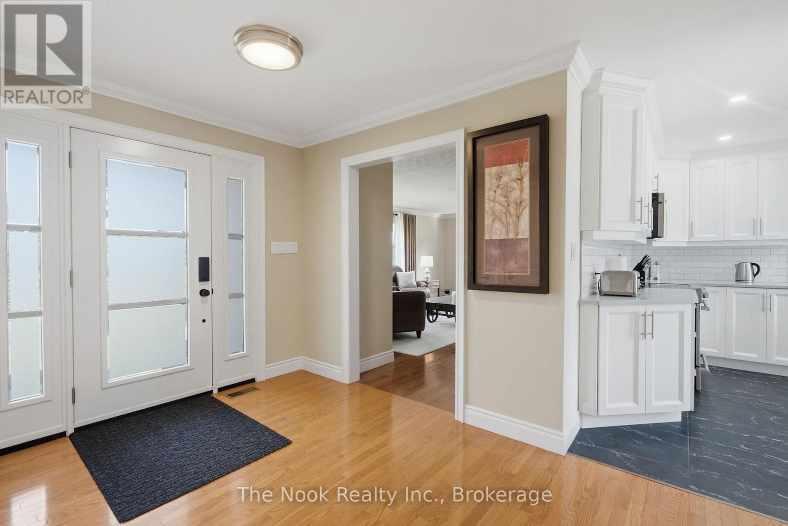 8803 DALE ROAD, Hamilton Township — photo 7