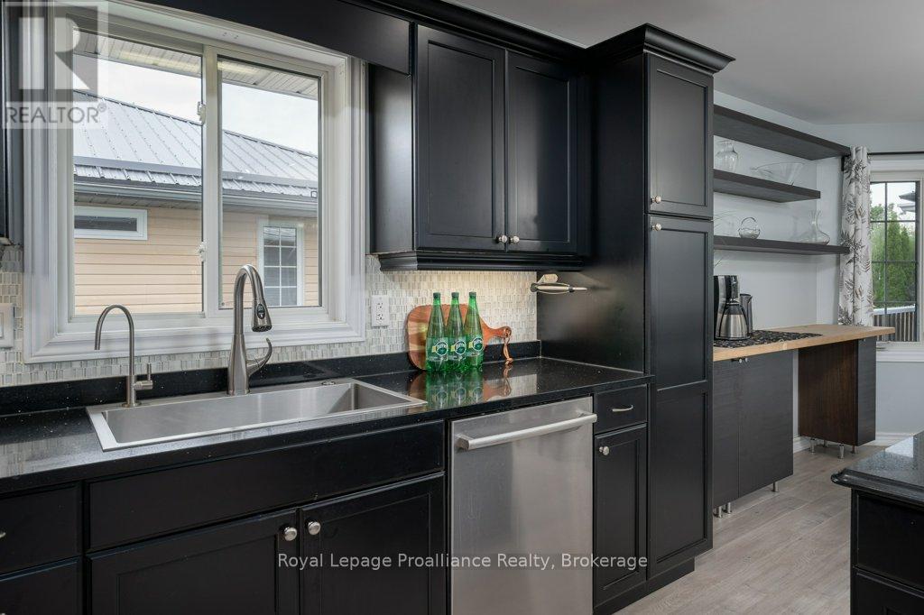 16 FOREST VALLEY DRIVE - Image 23