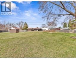 180 Elsworth, Lasalle, ON N9J1E5 Photo 33