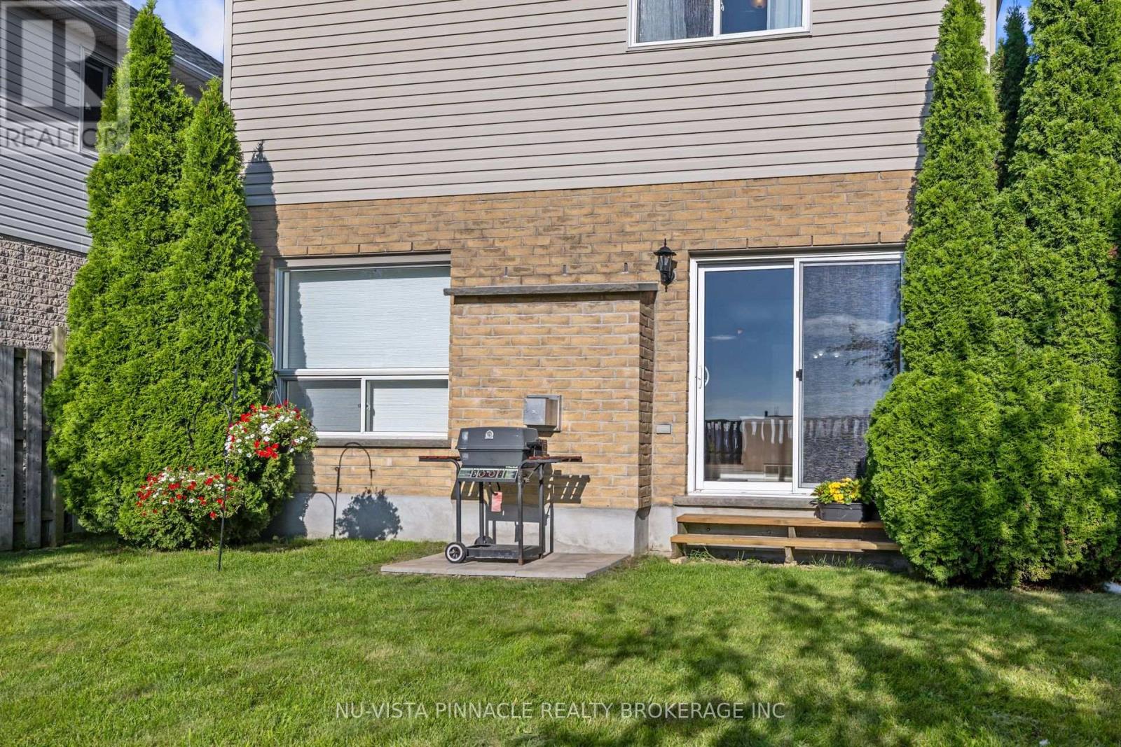 2504 MEADOWGATE BOULEVARD - 27