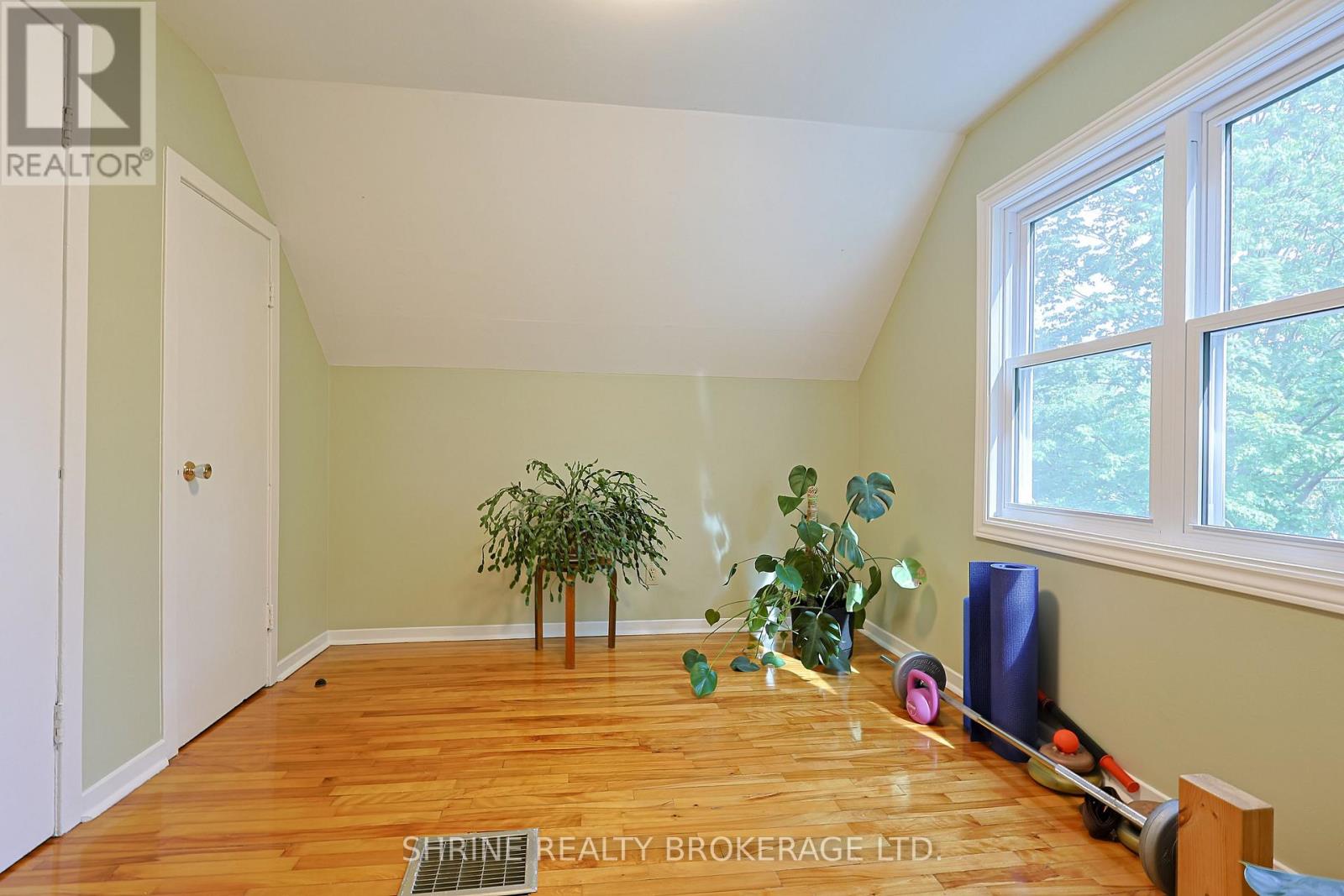 1269 LANDOR STREET - 26