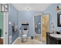 31 Smallwood Drive thumbnail 17
