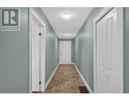31 Smallwood Drive thumbnail 23