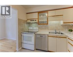 Bedroom - 360 Cornridge Place Unit# 4, Waterloo, ON N2T2N9 Photo 6