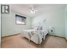 7 Countryside Crescent, Kitchener, ON N2E2S8 Photo 18
