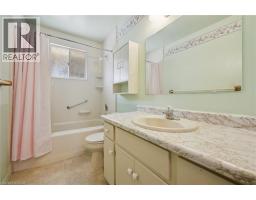 7 Countryside Crescent, Kitchener, ON N2E2S8 Photo 21