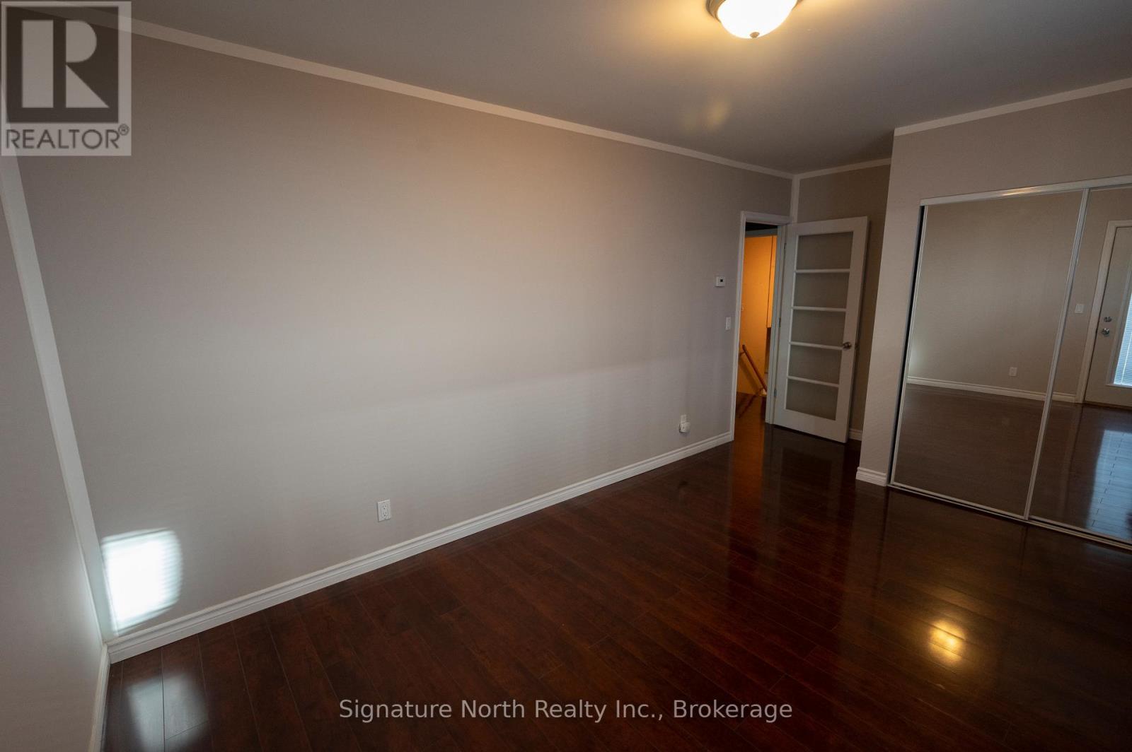 870 DETROIT AVENUE - 19
