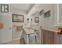 4 Gaywood Gardens, Brantford, ON N3T5J8 Photo 34