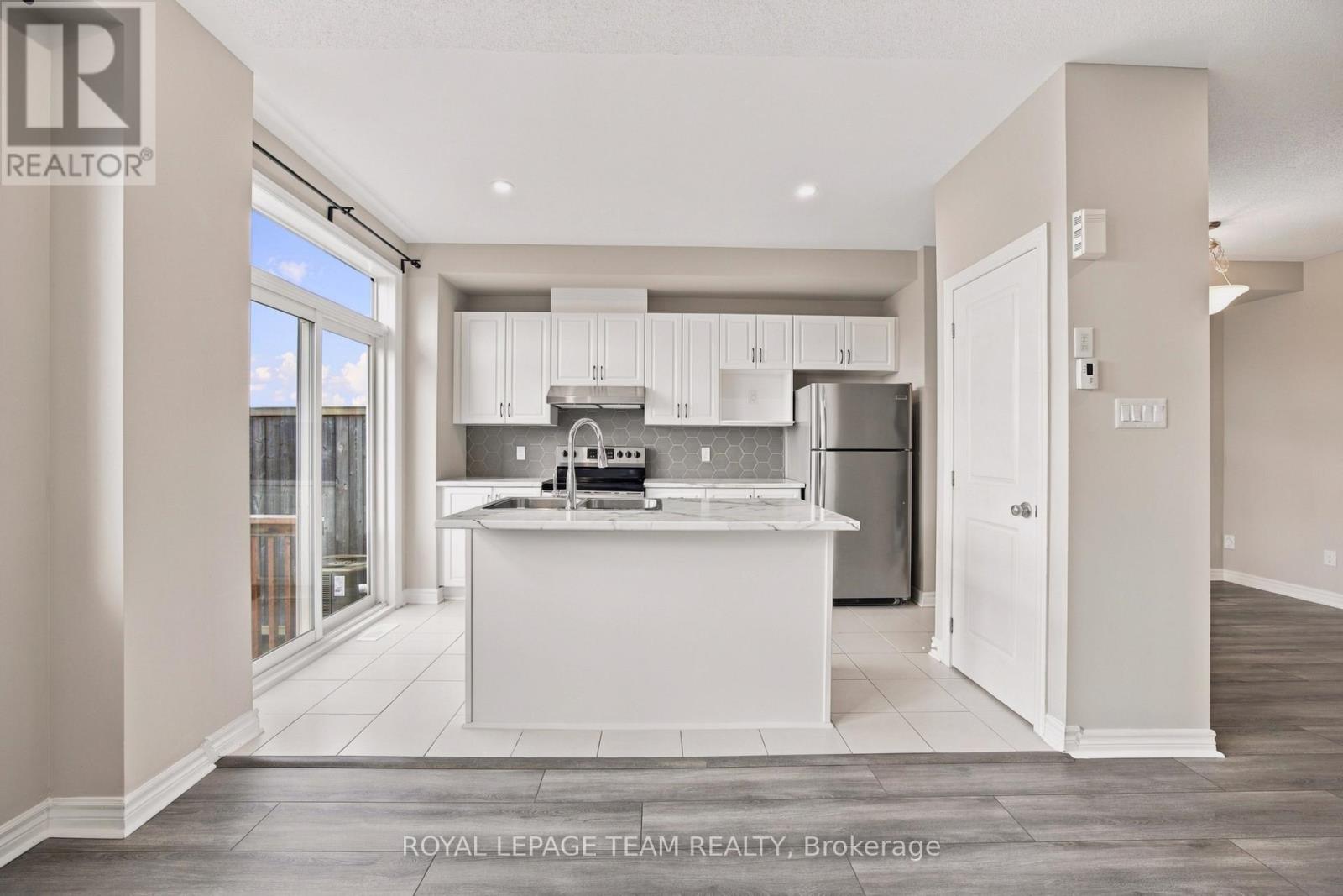 183 BANDELIER WAY - Image 15