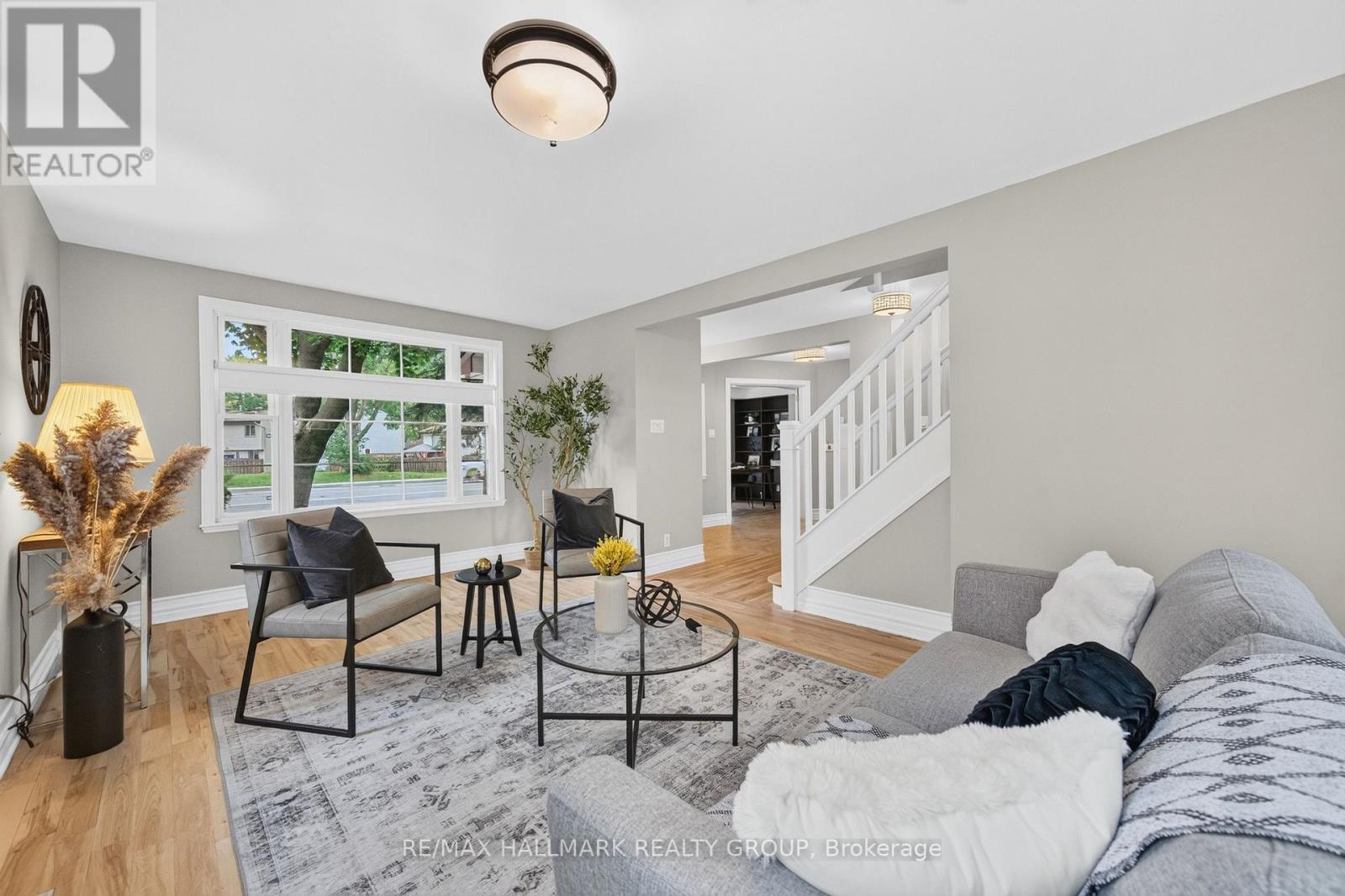 1608 PRINCE OF WALES DRIVE - 8