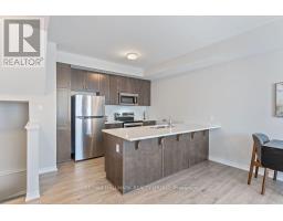 710 Kizis Private, Ottawa, ON K1K5A8 Photo 6
