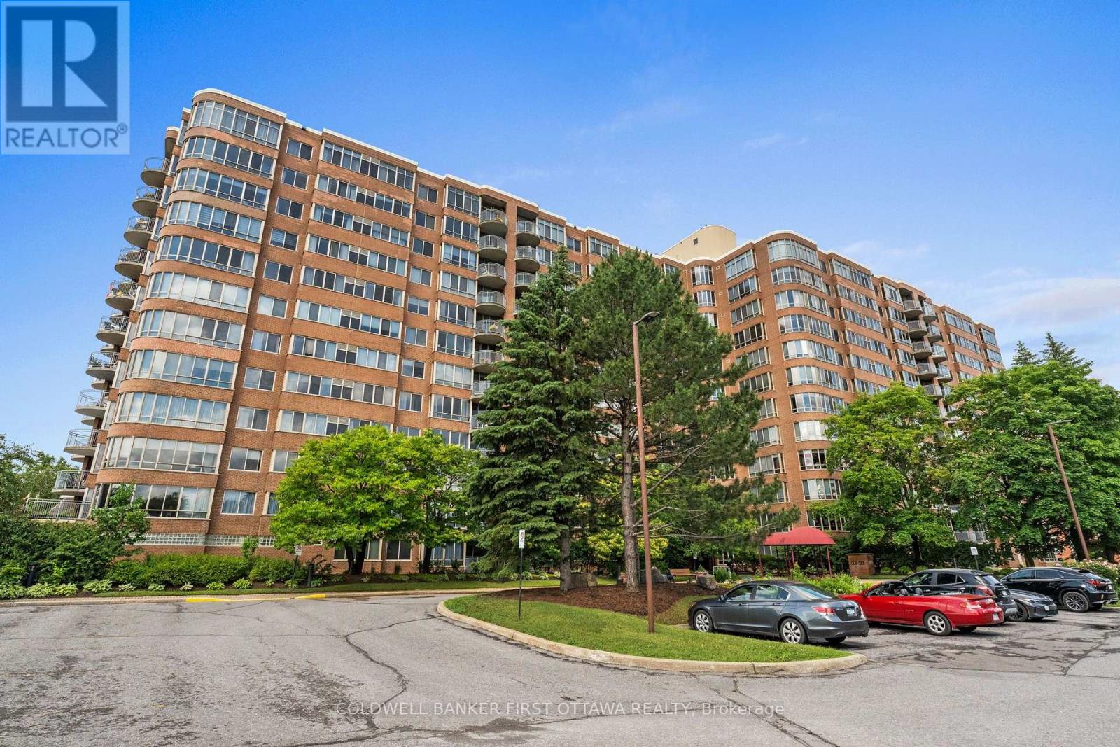 Incredible location nearby tons of amenities!