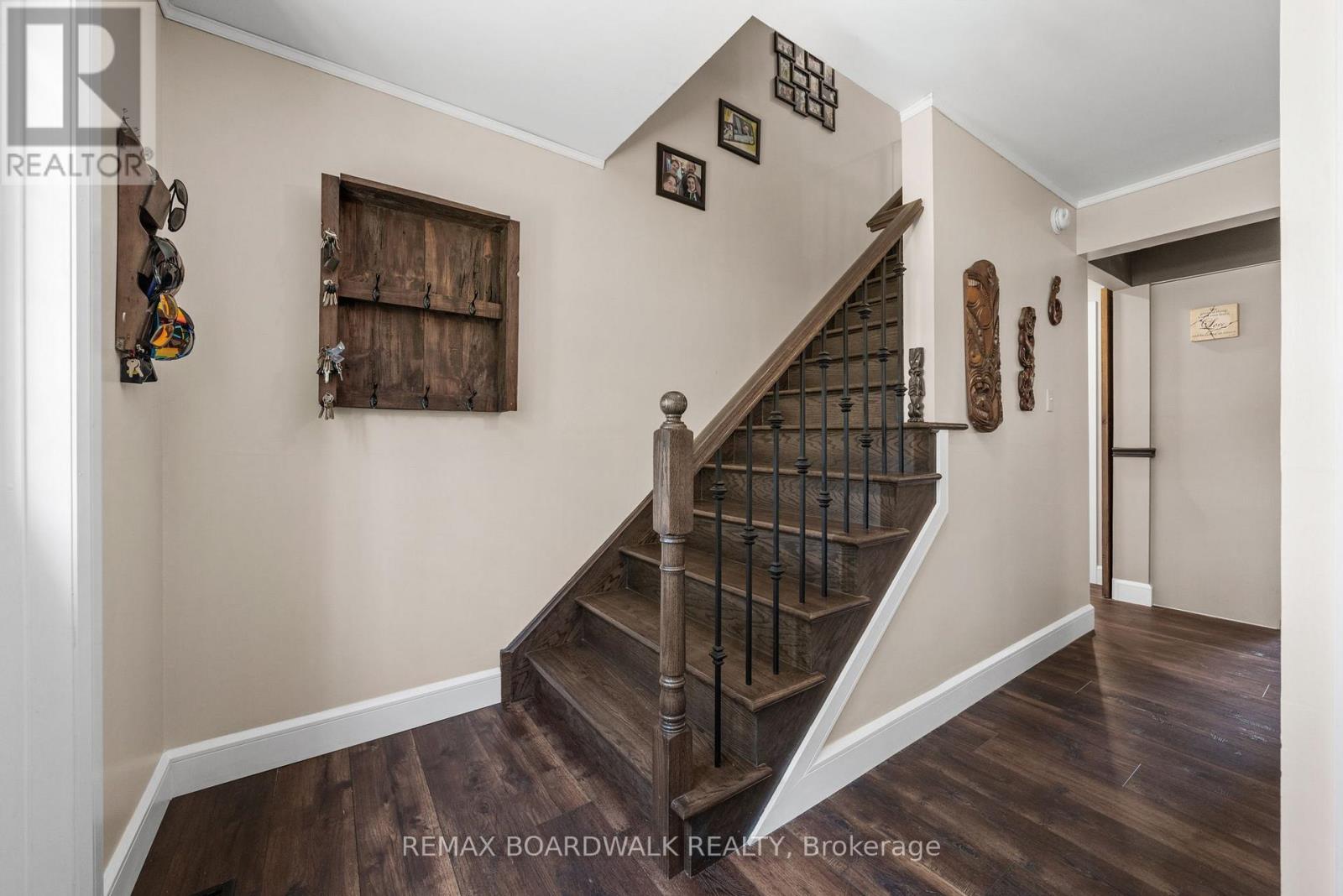 18 Berg Crescent, North Grenville, Ontario, K0G1J0, North Grenville, Ontario — photo 4 of 5