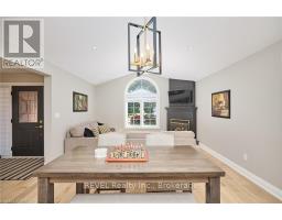 Primary Bedroom - 26 Oakridge Boulevard, Pelham, ON L0S1E5 Photo 9