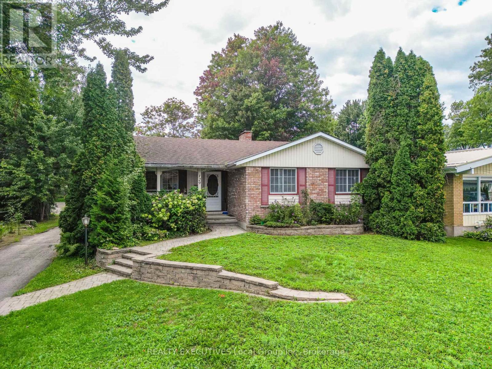 129 CAMPBELL AVENUE - 1
