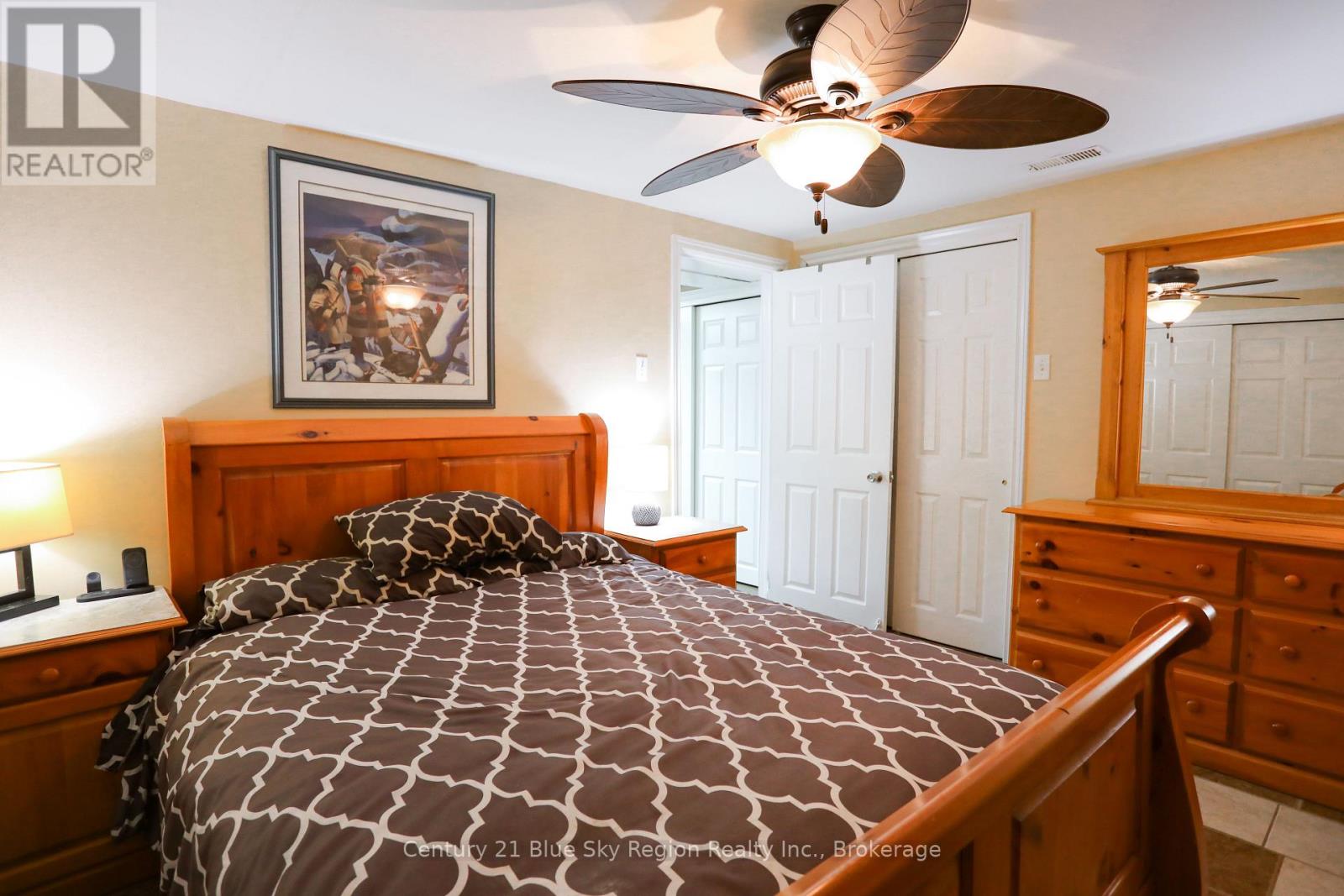 497 MONTROSE AVENUE - Image 35
