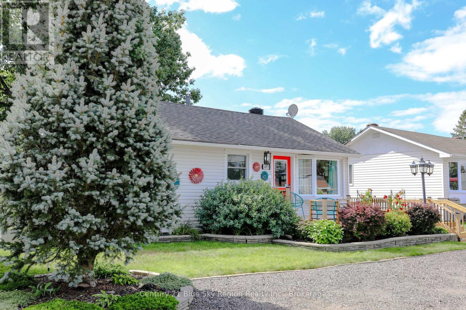 497 MONTROSE AVENUE - Image 4