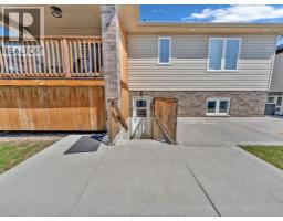 304 Sweetman Avenue, Essex, ON N8M2Z5 Photo 10