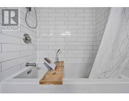 4 Peacher Street, Springwater, ON L9X0W6 Photo 26