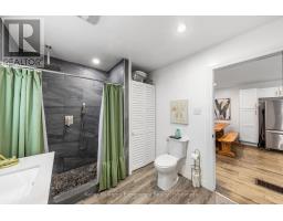 5691 Penetanguishene Road, Springwater, ON L0L1P0 Photo 23