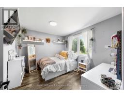 5691 Penetanguishene Road, Springwater, ON L0L1P0 Photo 24