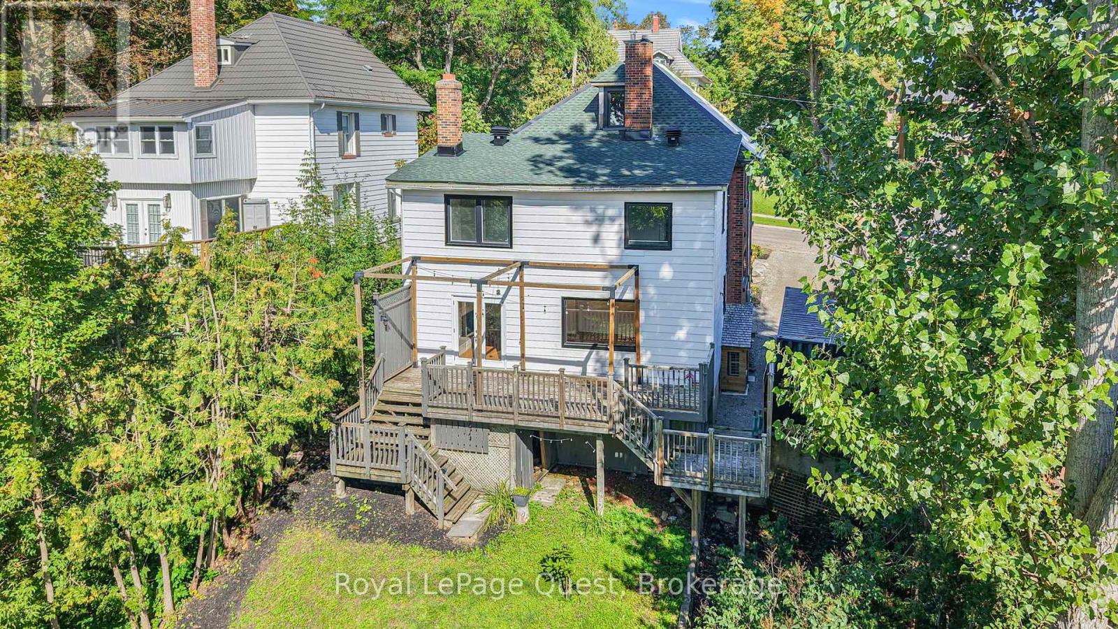109 BRANT STREET E - 46