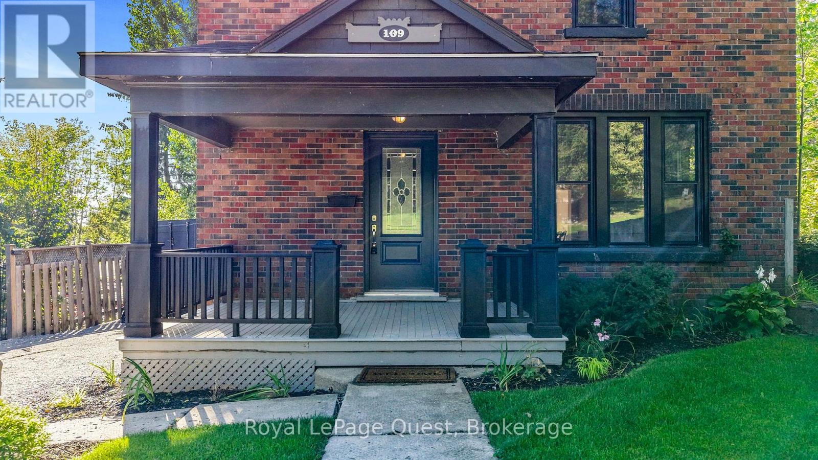 109 BRANT STREET E - 6