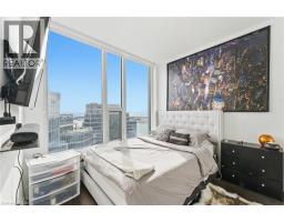 10 York Street Unit# 3807, Toronto, ON M5J0E1 Photo 13