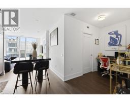 10 York Street Unit# 3807, Toronto, ON M5J0E1 Photo 7