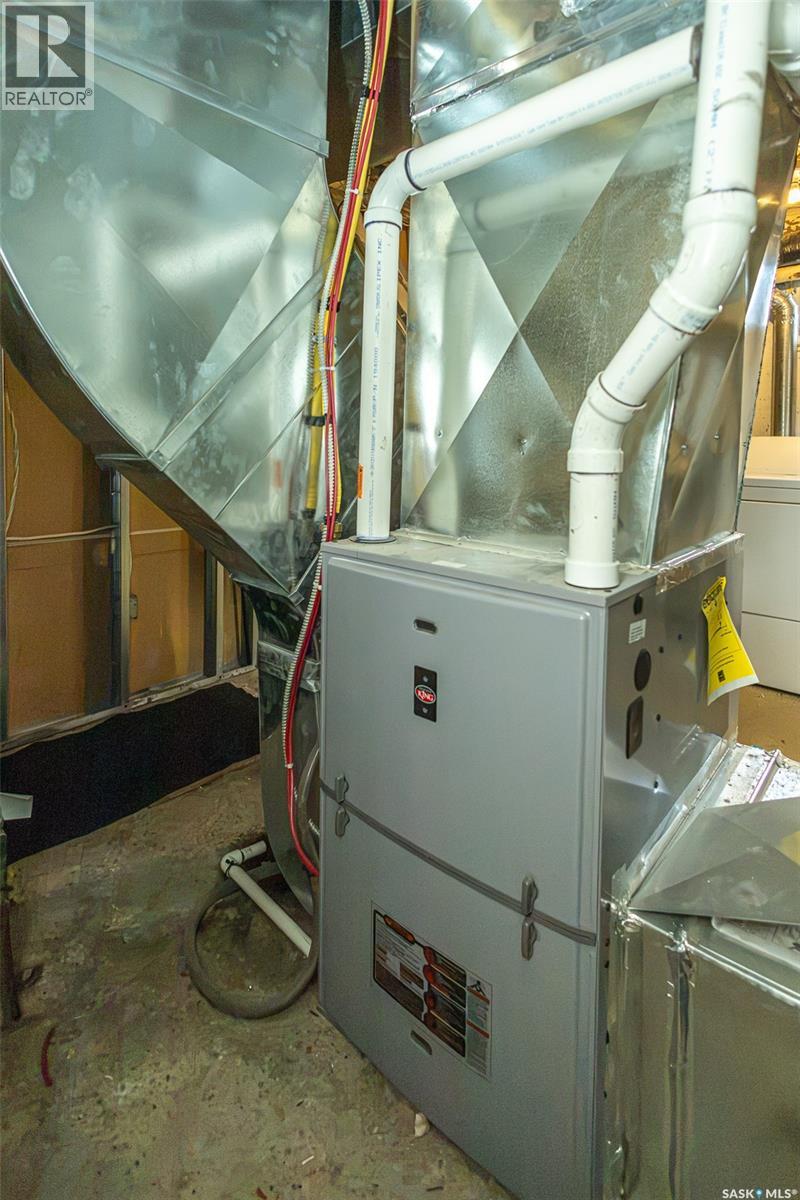 1209 Cumberland AVENUE S - Image 49