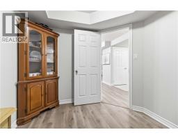 2420 Baronwood Drive Unit# 9-01, Oakville, ON L6M0X6 Photo 24