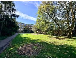 305 - 28 Upper Canada Drive, Toronto, ON M2P1R9 Photo 14