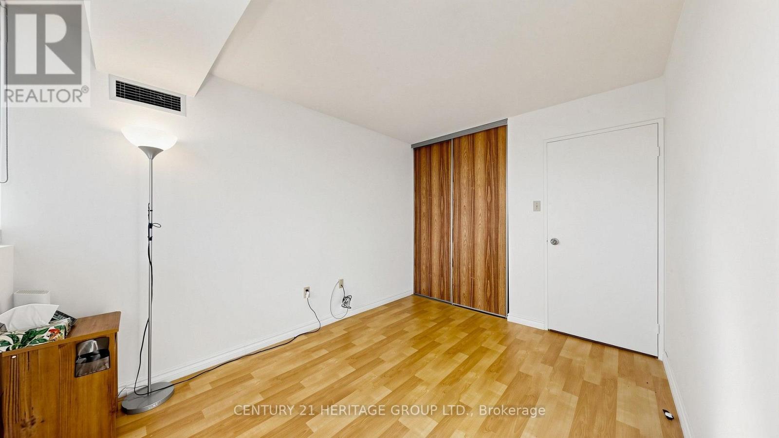 #1503 80 ANTIBES DRIVE - 26