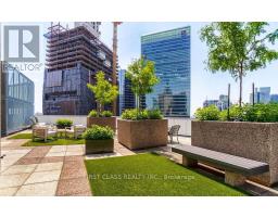 1303 - 33 University Avenue, Toronto, ON M5J2S7 Photo 15