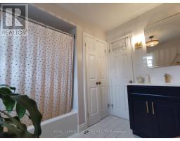 13 Mulberry Crescent, Toronto, ON M6C1N4 Photo 19