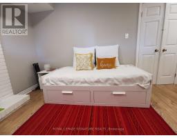 13 Mulberry Crescent, Toronto, ON M6C1N4 Photo 23