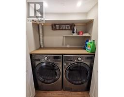 13 Mulberry Crescent, Toronto, ON M6C1N4 Photo 25