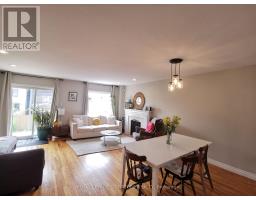 13 Mulberry Crescent, Toronto, ON M6C1N4 Photo 8