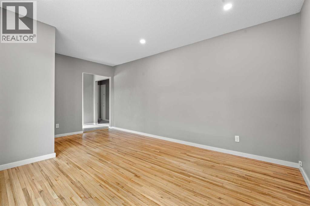 8320 Bowness Road NW - 10